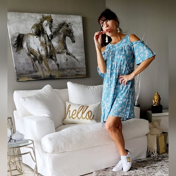 Floral Print Cold Shoulder Dress - Picture 2 of 8